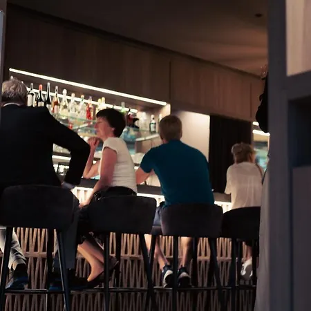 فندق H24 Stadthotel Bernau 3*