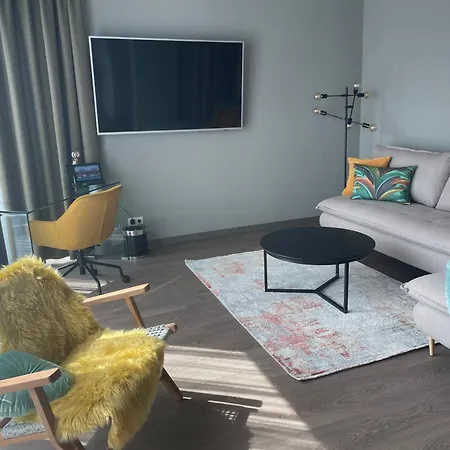 H24 Stadthotel Bernau فندق برناو باي برلين