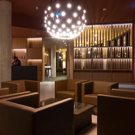 H24 Stadthotel Bernau 호텔