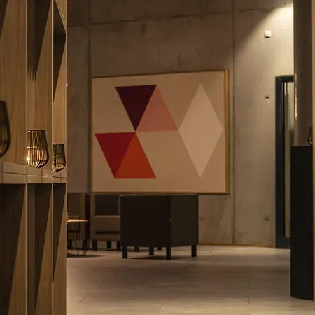 H24 Stadthotel Bernau 3*