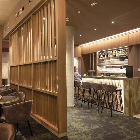 호텔 H24 Stadthotel Bernau