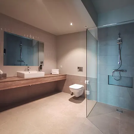 H24 Stadthotel Bernau 3*