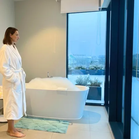 H24 Stadthotel Bernau فندق 3*