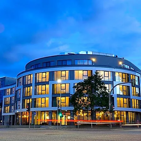 H24 Stadthotel Bernau 3*