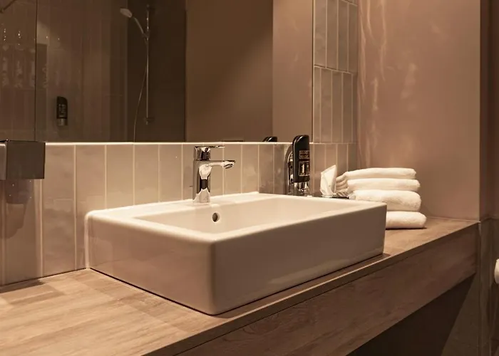 Hotel H24 Stadthotel Bernau 3*